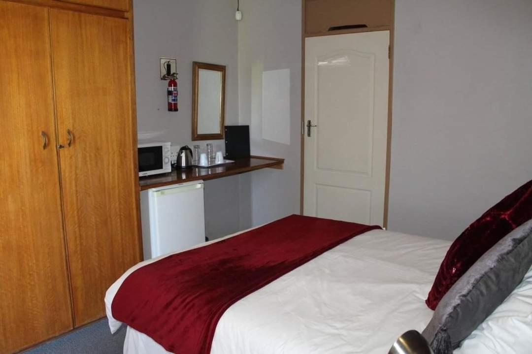 Neon Moon Hotel Welkom Luaran gambar