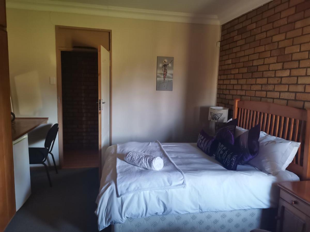 Neon Moon Hotel Welkom Luaran gambar