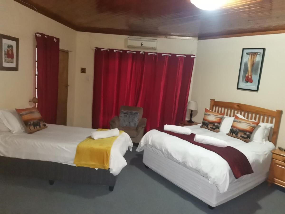Neon Moon Hotel Welkom Luaran gambar